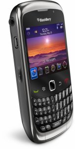 Picture 1 of the BlackBerry Curve 3G 9330.