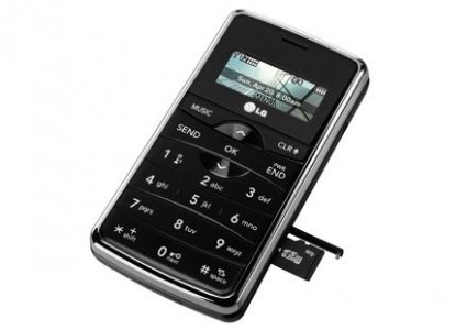 Picture 2 of the LG enV2.