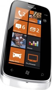 Picture 3 of the Nokia Lumia 610.