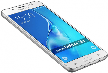 Picture 3 of the Samsung Galaxy J5 (2016).