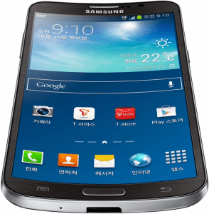 Picture 1 of the Samsung Galaxy Round.