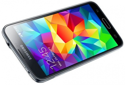 Picture 2 of the Samsung Galaxy S5 LTE-A.