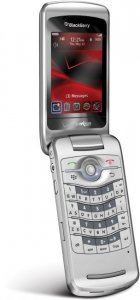 Picture 2 of the BlackBerry Pearl Flip 8230.