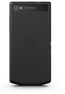 Picture 3 of the BlackBerry Porsche Design P9982.