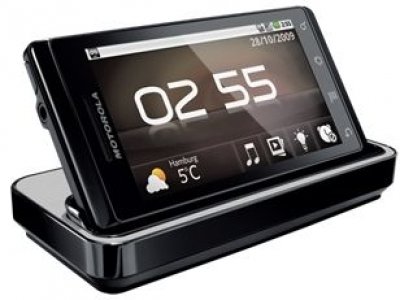 Picture 2 of the Motorola Milestone.