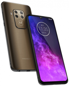 Picture 5 of the Motorola One Zoom.