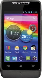 Picture 3 of the Motorola RAZR D1.