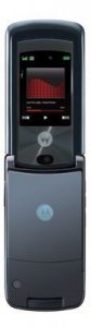 Picture 2 of the Motorola RAZR2 V8.