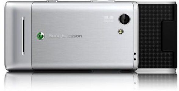 Picture 3 of the Sony Ericsson T715.