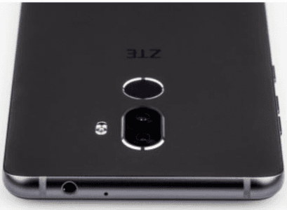 Picture 2 of the ZTE Blade Max View.